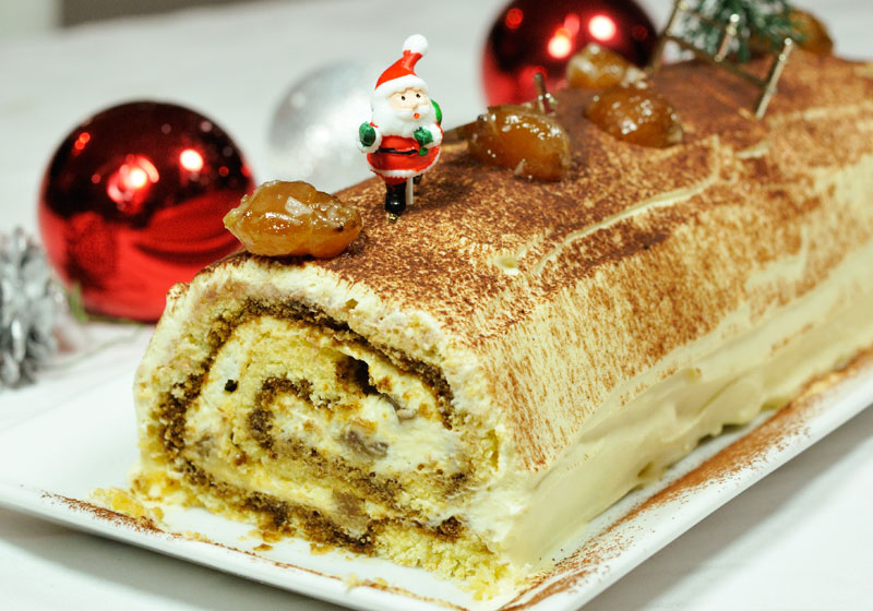 Recette de biscuit façon génoise pour gâteau roulé ou bûche de Noël sans  beurre